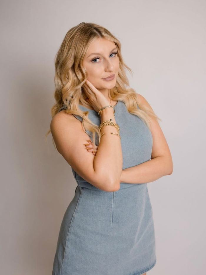 Katie Glines, stylist